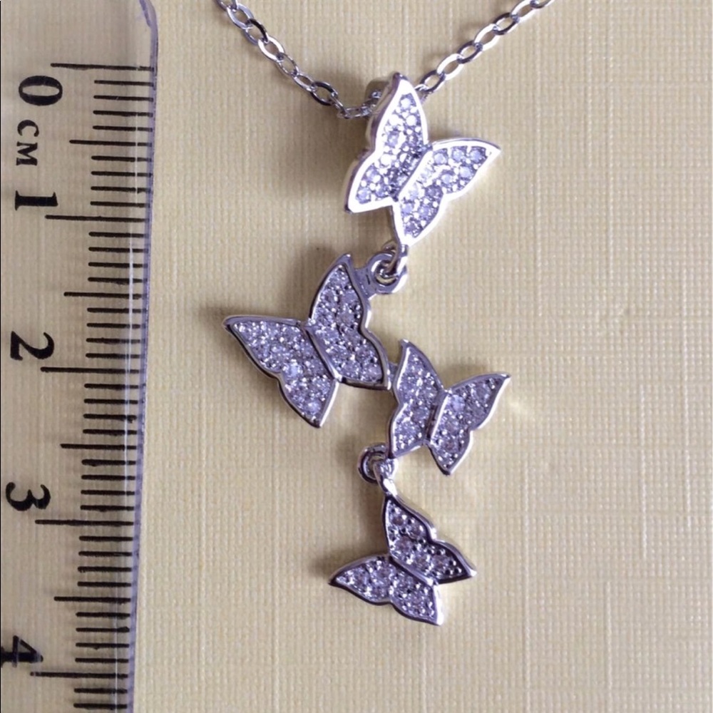 Brand new 925 silver butterfly necklace - Picture 3 of 3